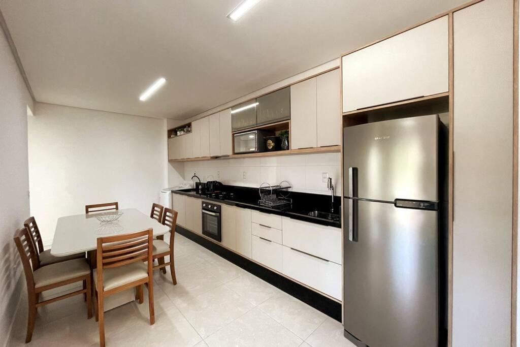 Apto 80M Da Praia Grande Vista Mar! Говернадор Селсо Рамос Екстериор снимка